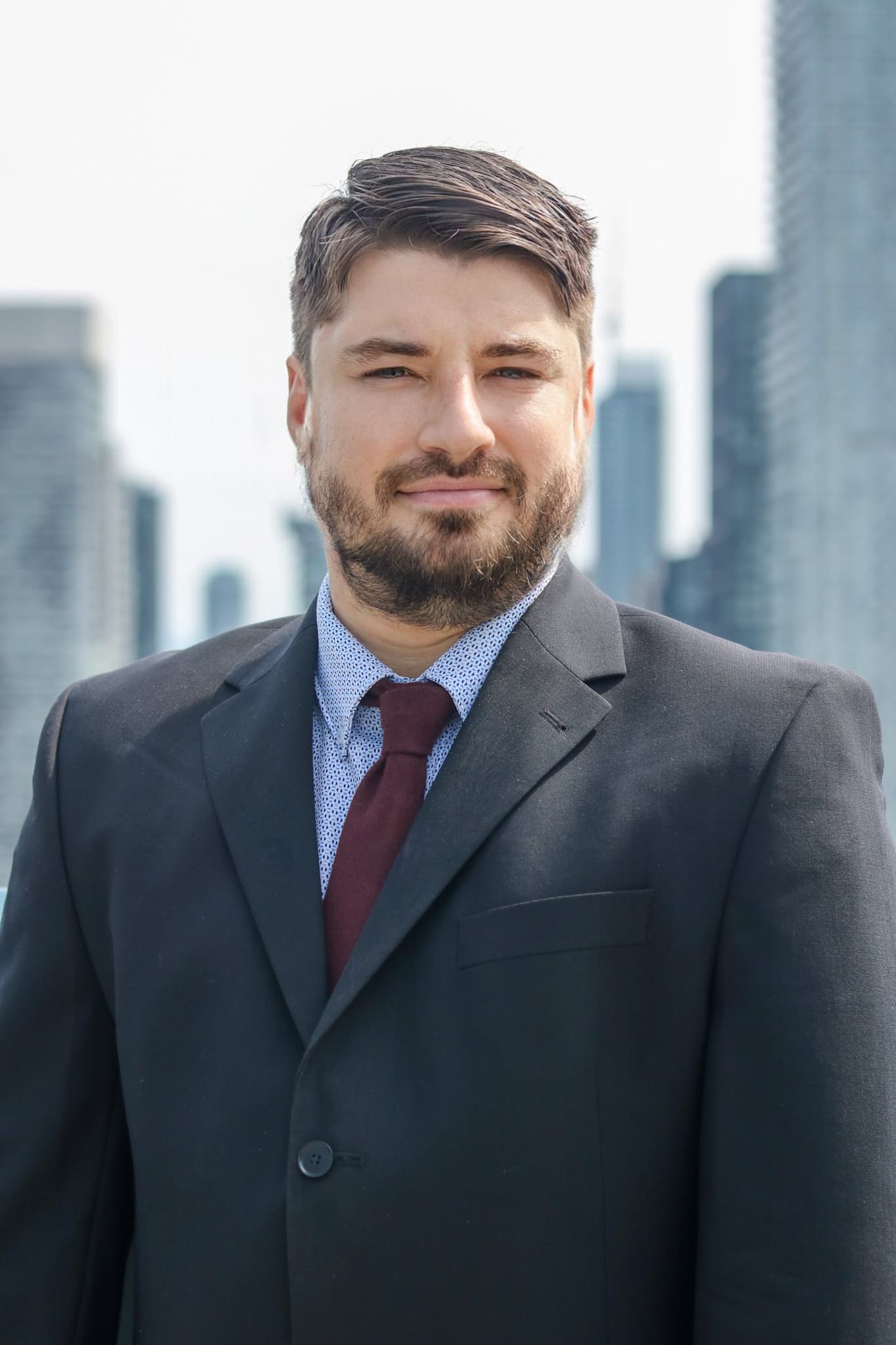 Edwin Rais - Licensed Mortgage Broker in Ontario specializing in home loans and pre-approvals
